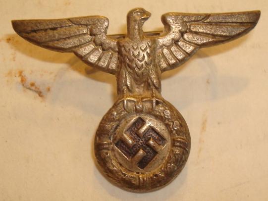 WWII GERMAN POLITICAL CAP EAGLE