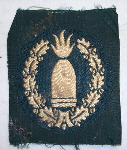 ARTILLERY GUNNER'S PROFICIENCY SLEEVE BADGE