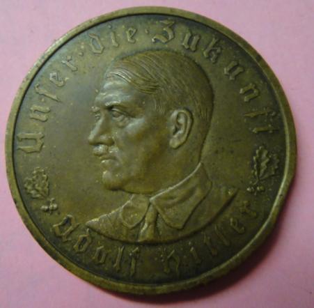 WWII GERMAN HITLER MEDAL