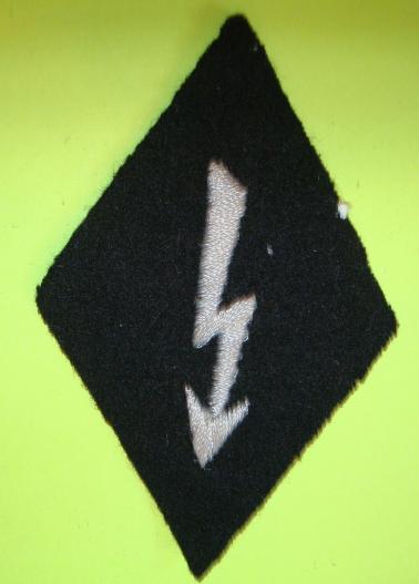 WWII GERMAN SS EM/NCO'S SIGNALS SLEEVE DIAMOND