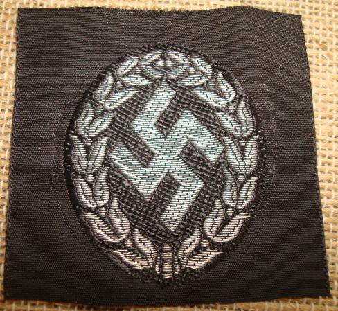 WWII GERMAN OFFICERS SCHUTZMANNSCHAFT (Schuma) CAP INSIGNIA