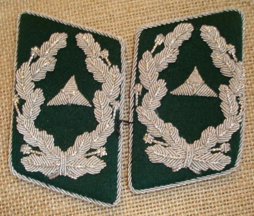 WWII GERMAN ADMINISTRATIVE OFFICIAL'S COLLAR TABS
