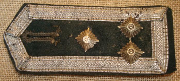 WWII GERMAN  STABSFELDWEBEL'S SHOULDER STRAP