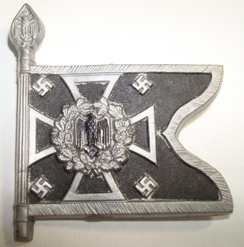 WWII GERMAN PIONEER FLAG TINNIE