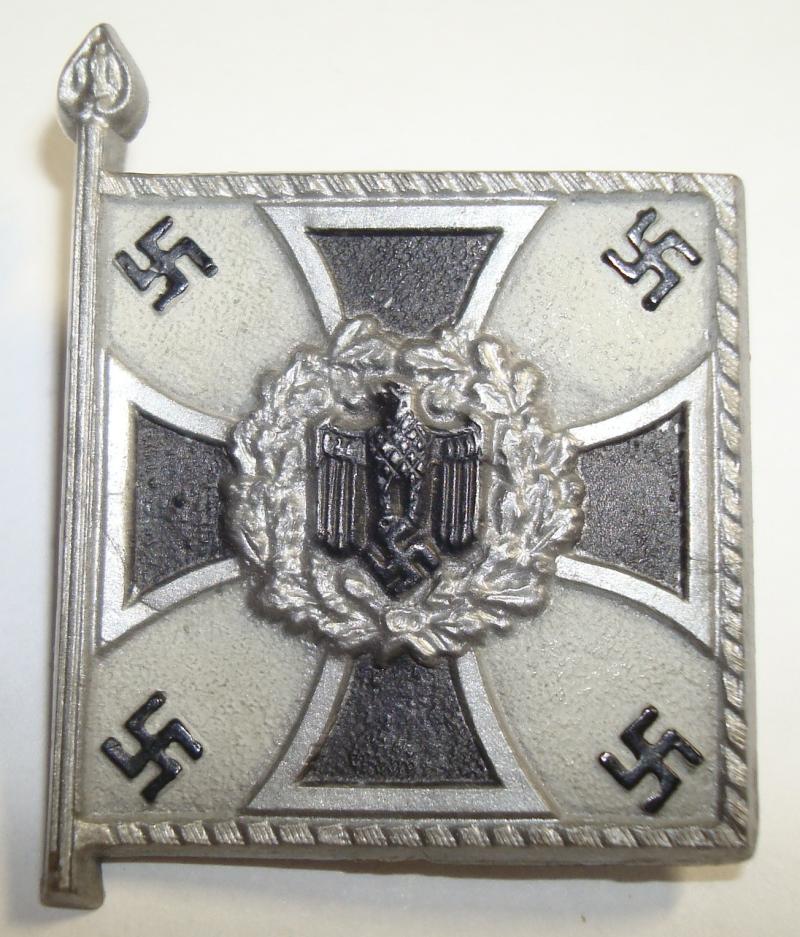 WWII GERMAN INFANTRY FLAG TINNIE
