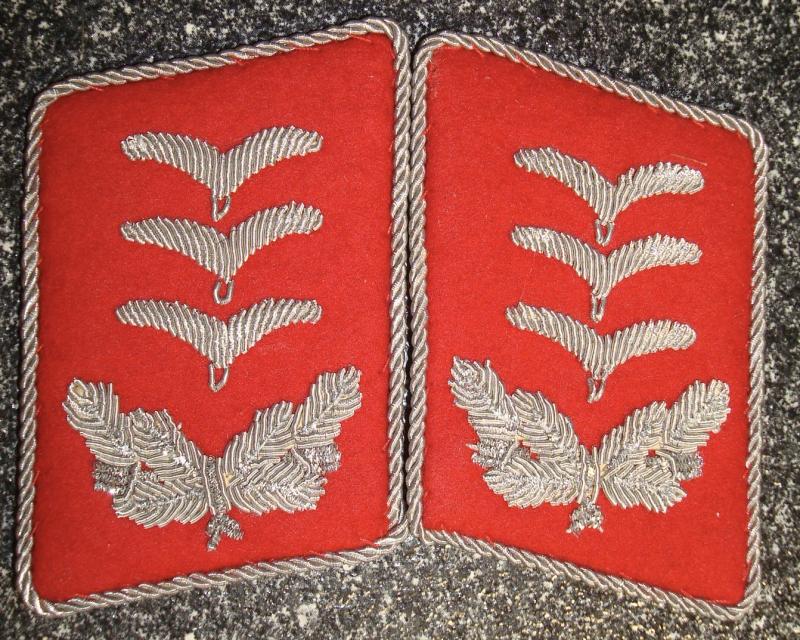 WWII GERMAN FLAK ARTILLERY HAUPTMANN'S COLLAR TABS