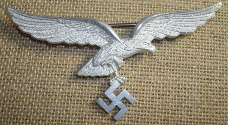 WWII GERMAN LUFTWAFFE  OFFICER'S WHITE SUMMER TUNIC BREAST EAGLE