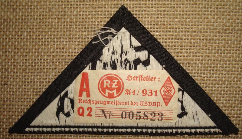 WWII GERMAN BDM SÜDOST HOCHLAND DISTRICT SLEEVE TRIANGLE
